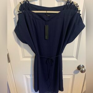 Chic Size Medium Navy Midi Dress